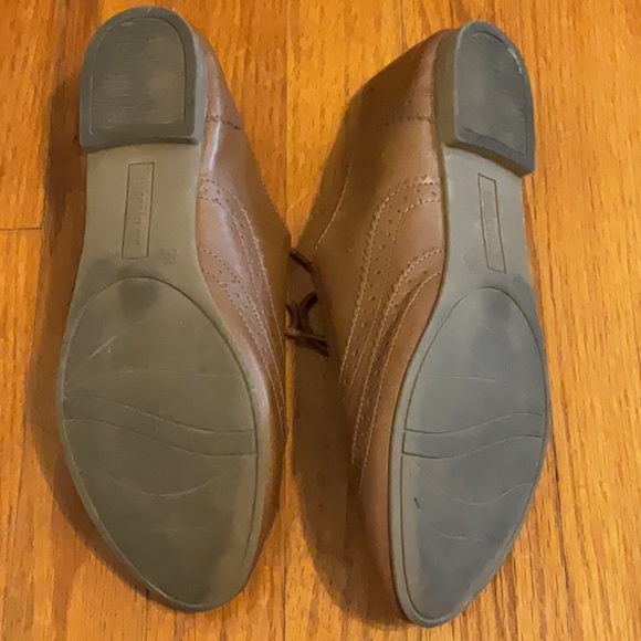 Lower East Side Brown Shoe - Picture 5 of 5